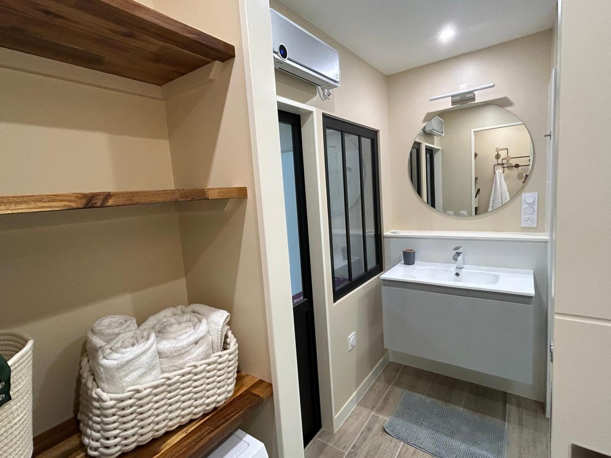 T2 Renove Proche Des Arenes Apartment Saintes Exterior photo